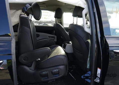 2024 Kia Carnival Mpv Sx Prestige z USA, uszkodzony, nr VIN KNDNE5H37R6414678